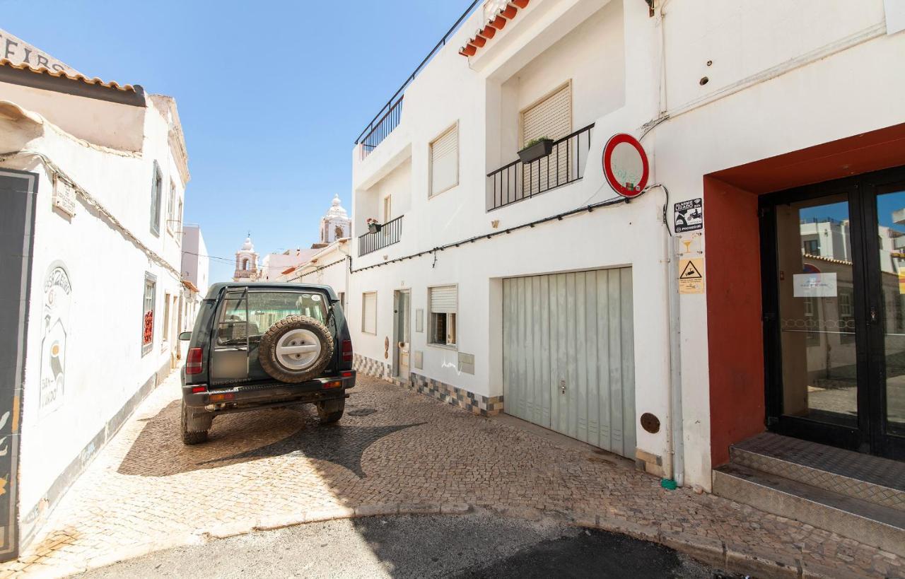 לאגוּ‏ש O - Sao Goncalo Central Guesthouse מראה חיצוני תמונה